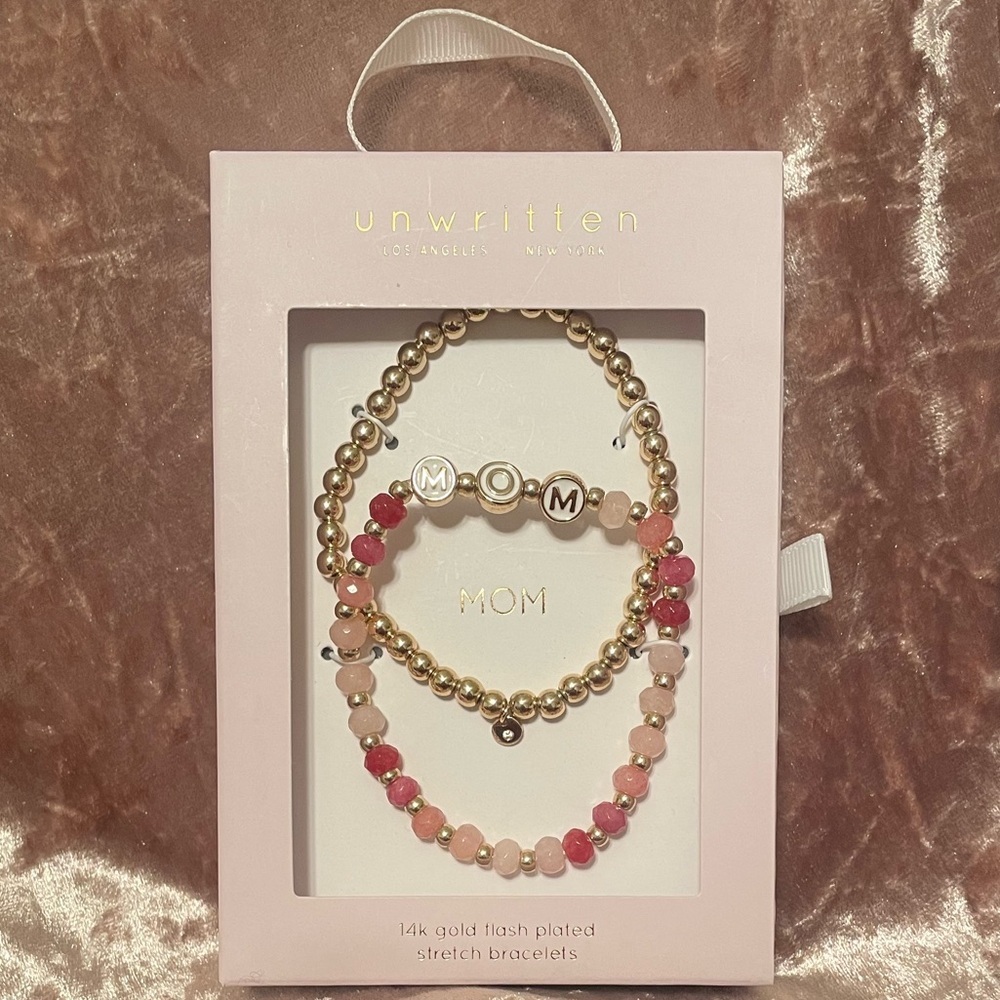 UNWRITTEN Pink Quartz Stone & Beaded Stretch Bracelet Set In Gold Says MOM NEW